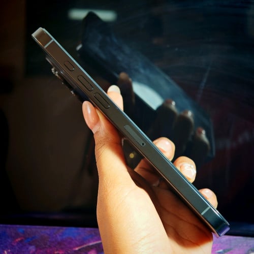 iPhone 16 Pro Max (វ៉ៃដូរបាន)មានធានាច្បាស់លាស់ត្រឹមត្រូវ