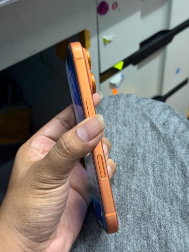 iPhone 17 Pro 256g Sim 2 99%
