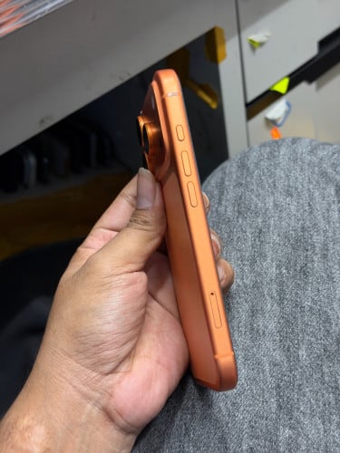 iPhone 17 Pro 256g Sim 2 99%