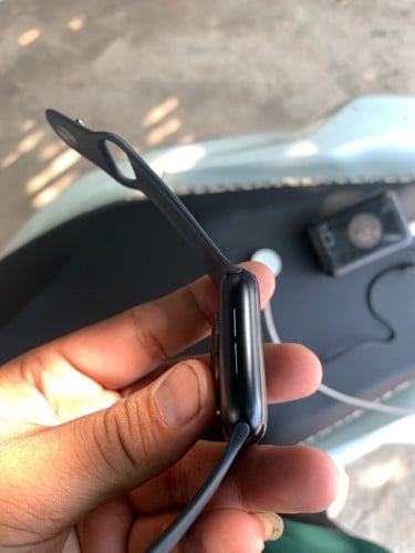 iwatch SE2-44m(2024) សុំណុំ​ខ្ចី​ មាន​ឆ្នាំង​សុីន​ ខ្សែ​សុីន​