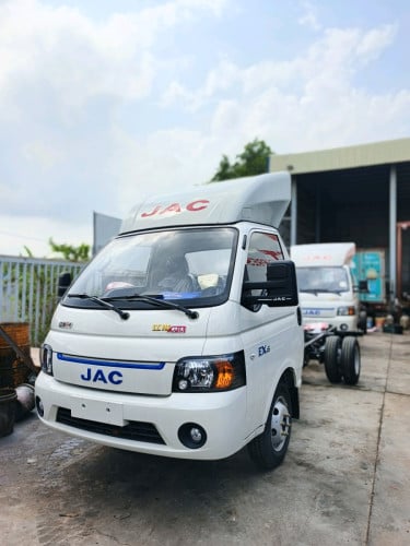 JAC EV