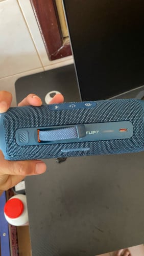 JBL Flip 7 របស់nano sound ស្អាតសម្លេងងំល្អមួយទឹកលក់ 80$