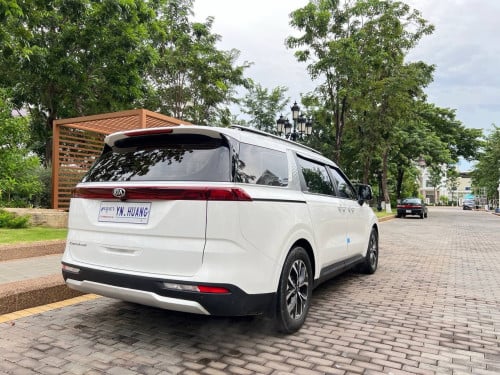 Kia calnival 021 លក់28000ចចាឡានសាំងនៅភ្នំពេញ ស្លាក់លេខកម្ពុជាអាចប្តូរដាក់លេខថ្មីបាន