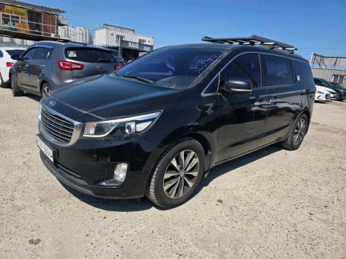 Kia Carnival Full Option 2016 5ប៊ូតុង