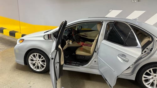 Lexus HS 250h​ FULL Advance ឡានស្អាត​ ថ្មី