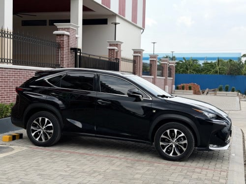 Lexus Nx200t 2016 Luxury up Fsport black