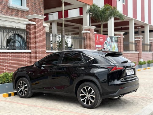 Lexus Nx200t 2016 Luxury up Fsport black