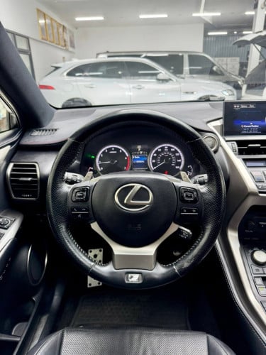 Lexus Nx200t F-sport