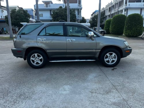 LEXUS RX300 Year 2003 4WD ថ្មីខ្លាំង