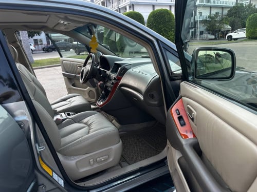 LEXUS RX300 Year 2003 4WD ថ្មីខ្លាំង