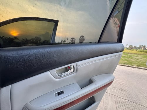 Lexus RX330 04 P2 គយរាក់ លក់បន្ទាន់