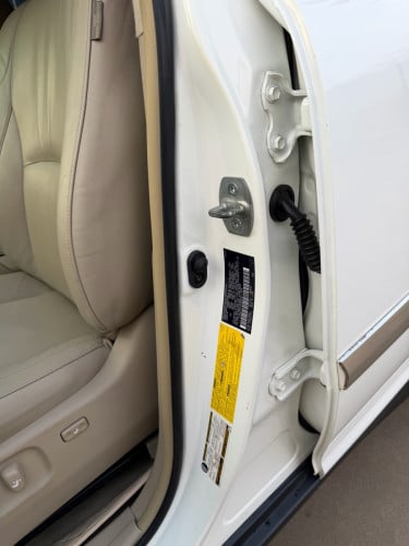 Lexus rx330 ឆ្នាំ2005ប៉ុង2ពាក់កណ្តាល