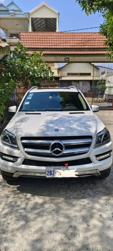 Mercedes Benz GL450 2015