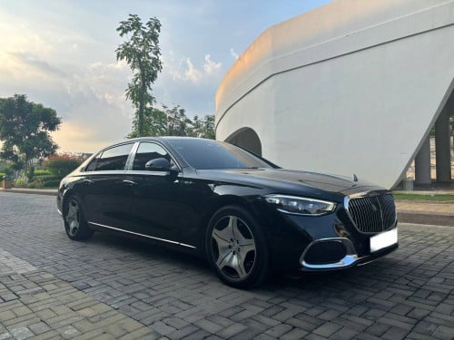 Mercedes Benz Maybach S480 2021