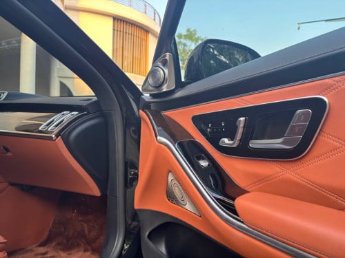 Mercedes Benz Maybach S480 2021