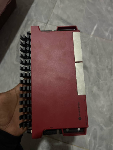 MikroTik L009