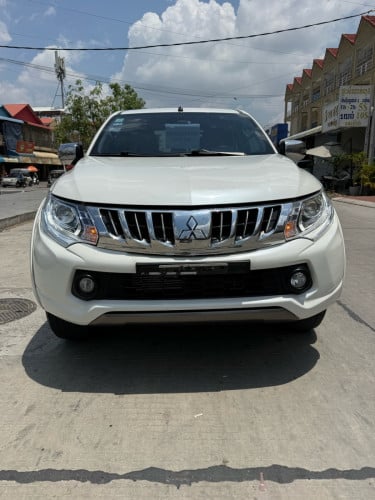 Mitsubishi Triton 2016 full ម៉ាស៊ីន​ ម៉ាស៊ូត​ អូតូ​កាប់​ពីតាស់