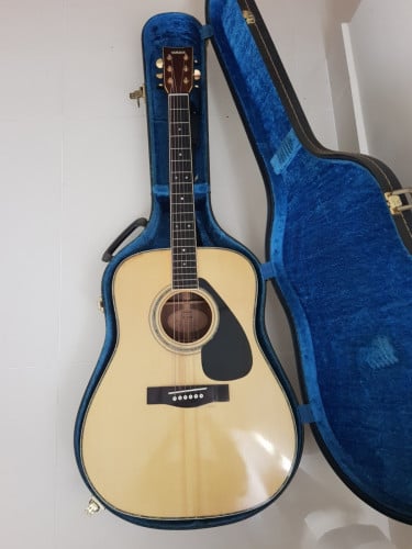 Original Yamaha Acoustic Guitar FG300D