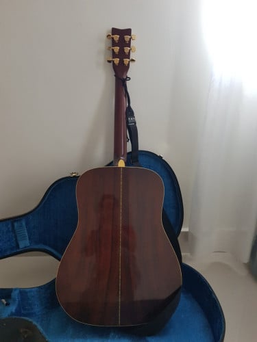 Original Yamaha Acoustic Guitar FG300D