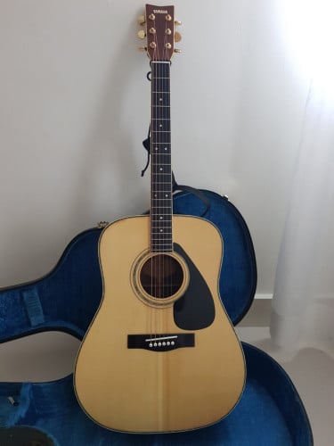 Original Yamaha Acoustic Guitar FG300D