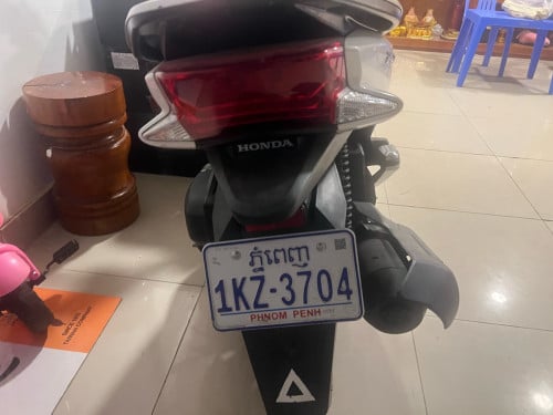 PCX 125CC  មួយទឹកជប៉ុន​ 95%