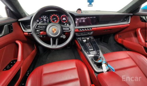 Porsche 911 Carrera 2020