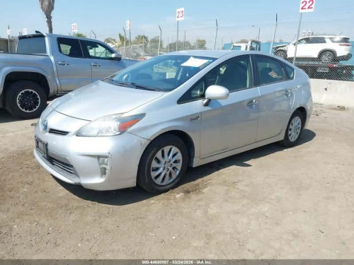 Prius Plug in 2012 សាង15300$