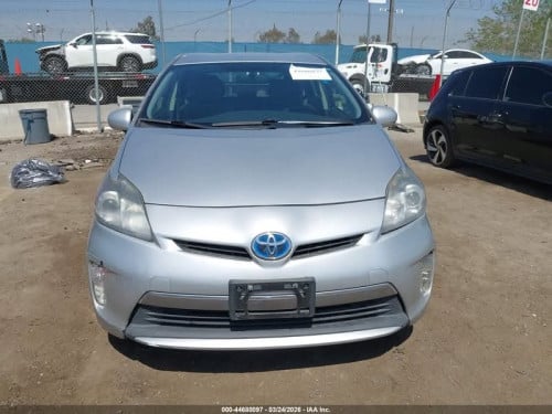 Prius Plug in 2012 សាង15300$