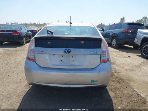 Prius Plug in 2012 សាង15300$