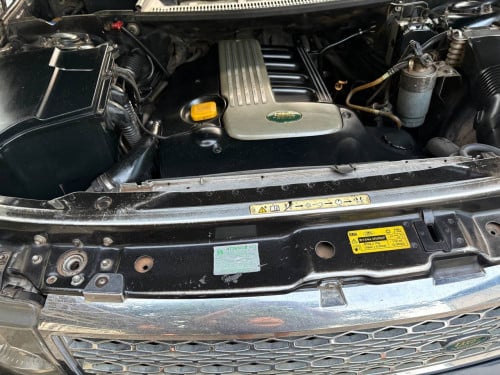 RANGE ROVER 05 លក់បន្ទាន់ ឯកសារគ្រប់ ថ្មី90%ចរចារបាន
