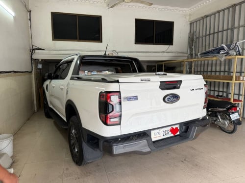Ranger Wildtrak ឆ្នាំ2025 2.0​ (ពណ៏សរ) ស៊ីន1ជុំ ម្ចាស់ដើម(ផ្លាកលេខ ខ្ពស់9គ្រាប់(1មឺនគីឡូជាង)=49999$