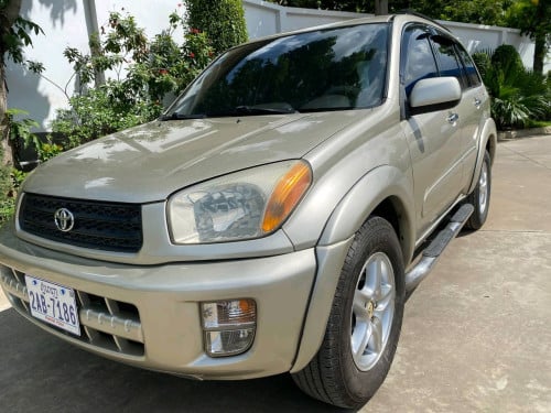 RAV4