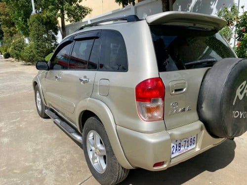 RAV4