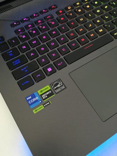 ROg Strix G18 i9-14900hx / RTX 4070