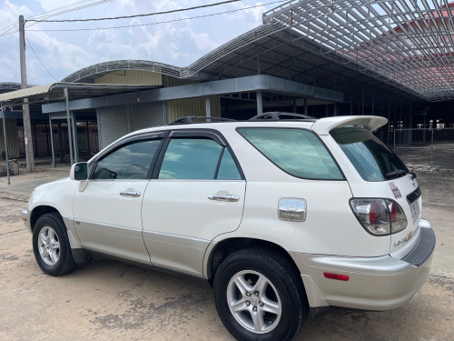 RX 300 01 P1 full option