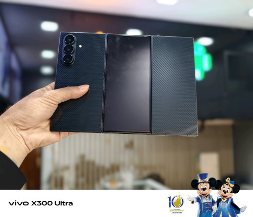 Samsung ZTrifold CH 2919$