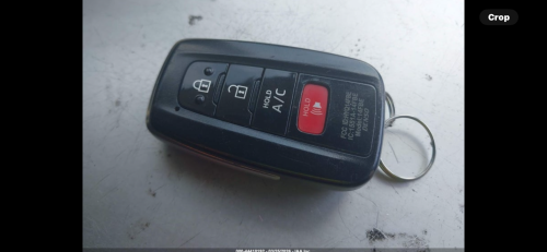 Sell Prius 2018 plus សាង​17900$បញ្ជាក់​រៀបចំ​ខ្លួន​ឯង​