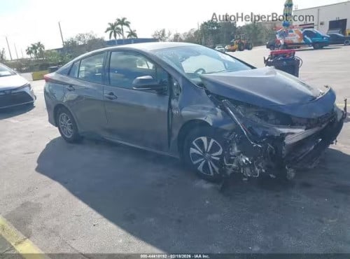 Sell Prius 2018 plus សាង​17900$បញ្ជាក់​រៀបចំ​ខ្លួន​ឯង​