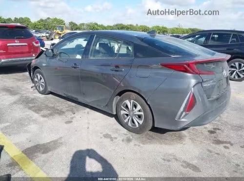 Sell Prius 2018 plus សាង​17900$បញ្ជាក់​រៀបចំ​ខ្លួន​ឯង​