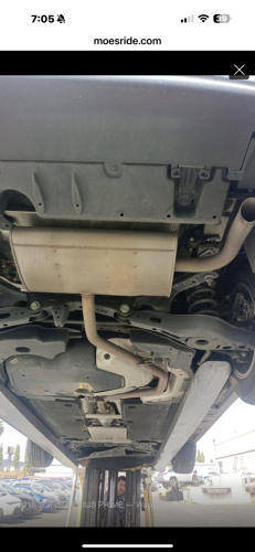 Sell Prius 2021 full Primum សាង​22500$រៀបចំ​25000$