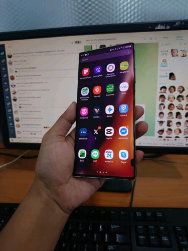 Sumsung glaxy Note 20 ultra145$