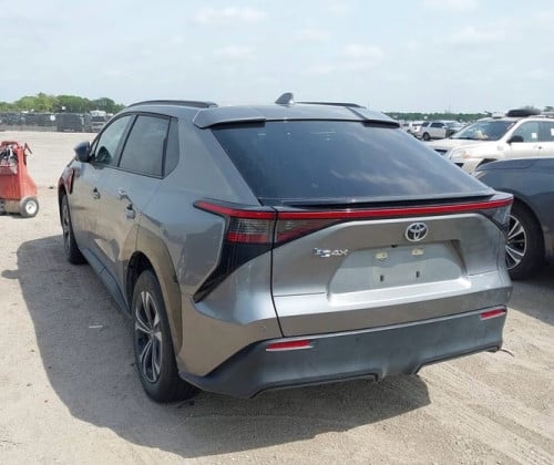 Toyota BZ4X ឆ្នាំ​ 2023