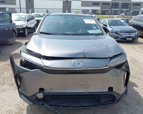 Toyota BZ4X ឆ្នាំ​ 2023