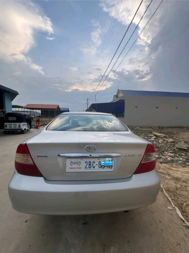 Toyota Camry 2003 xle ពណ៌ប្រាក់