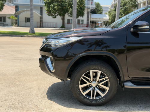 TOYOTA Fortuner 2017
