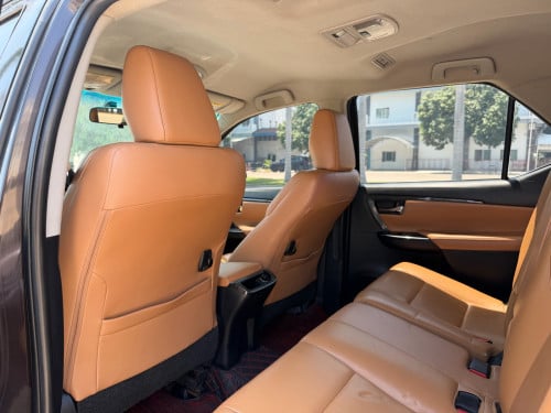TOYOTA Fortuner 2017