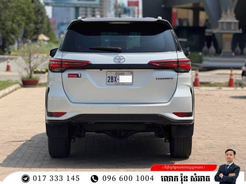 TOYOTA FORTUNER LEGENDER 2023