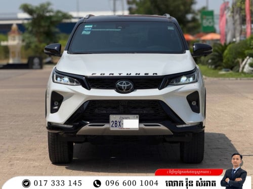 TOYOTA FORTUNER LEGENDER 2023