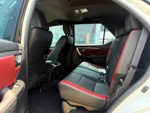 TOYOTA FORTUNER LEGENDER 2023