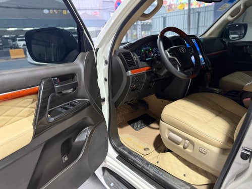 Toyota Land Cruiser 2009 Up 2021